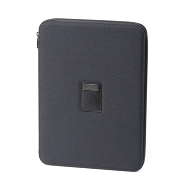 Si no necesitas cartera porta documentos porque no llevas mucha documentación encima, te puede ir bien este portafolios. En él podrás llevar lo imprescindible, Ipad, bolígrafo y algún que otro papel.