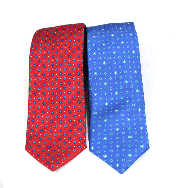 Corbata de seda natural con dibujo discreto para el día a día