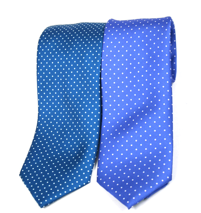 Corbata de seda natural con lunares pequeños