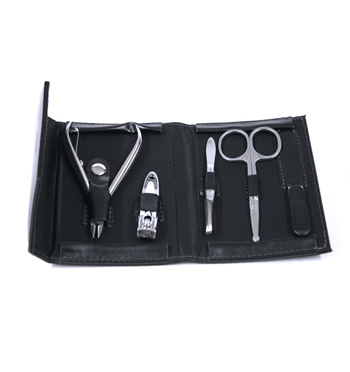 Estuche neceser color negro para el aseo de uñas y pedicura - Solohombre