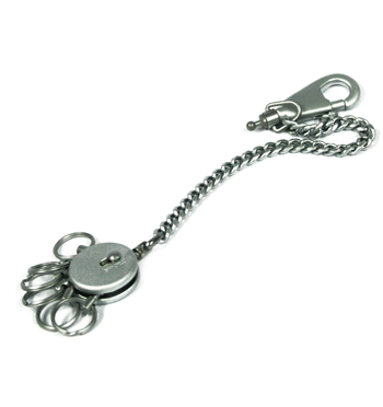 Llavero con cadena para enganchar en la trebilla del pantalón - Solohombre