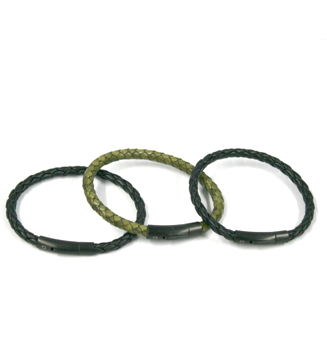 Pulsera de piel trenzada con cierre de imán en acero - Solohombre