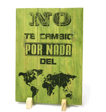 Tabla de madera para colgar o sobremesa con mapa y frase amorosa
